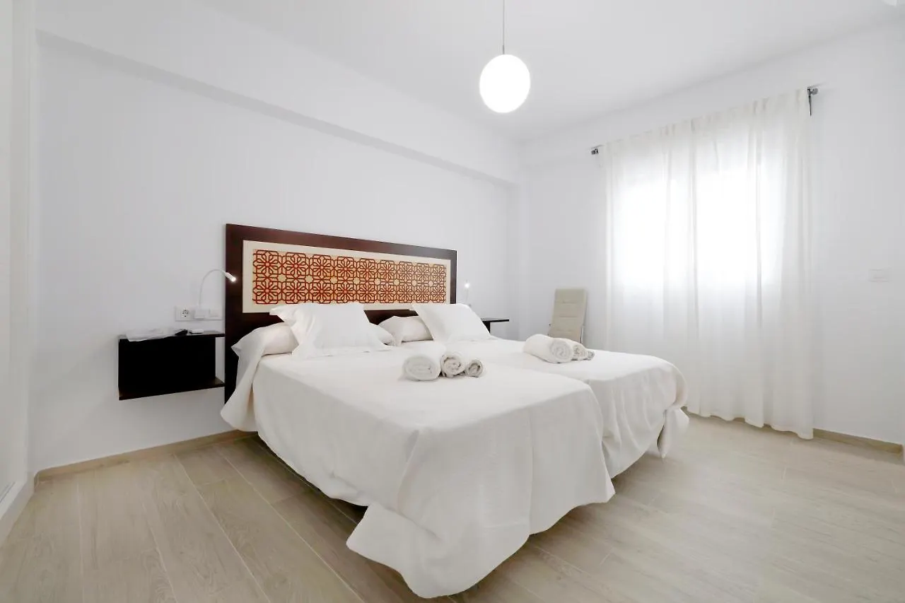 San Basilio, Parking Incluido Junto Al Casco Historico contacts